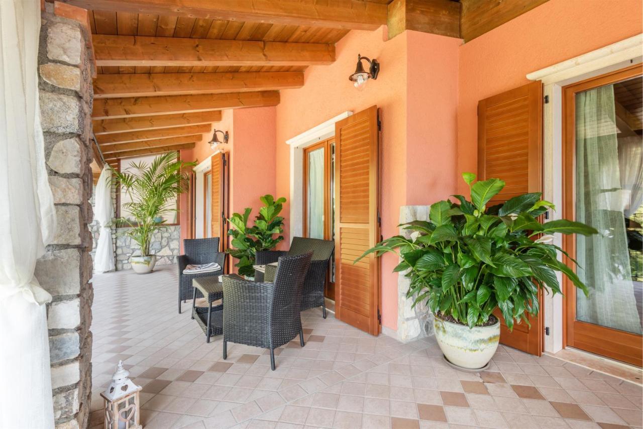 Casa Francesca Relax Apartamento Limone sul Garda Exterior foto