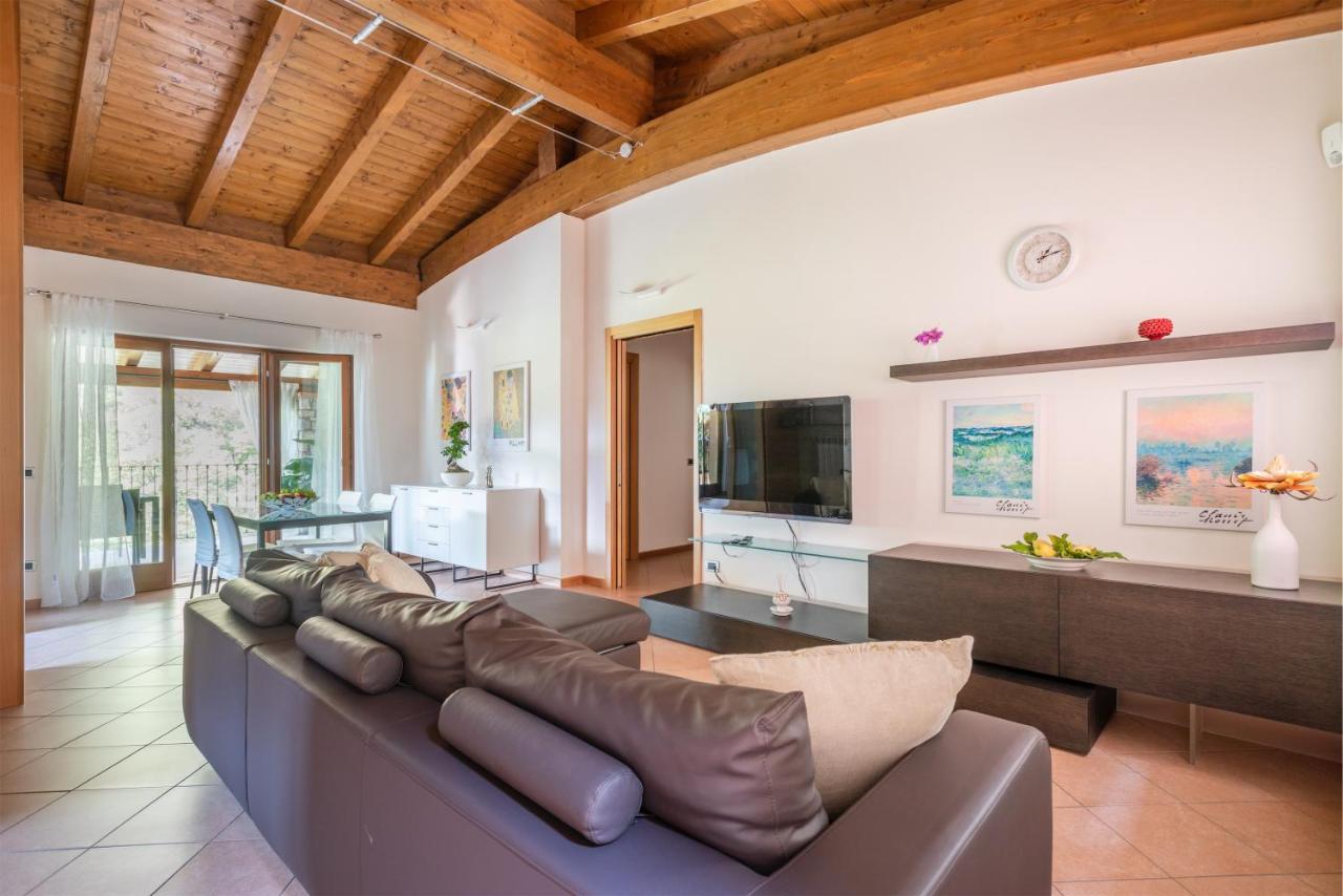 Casa Francesca Relax Apartamento Limone sul Garda Exterior foto