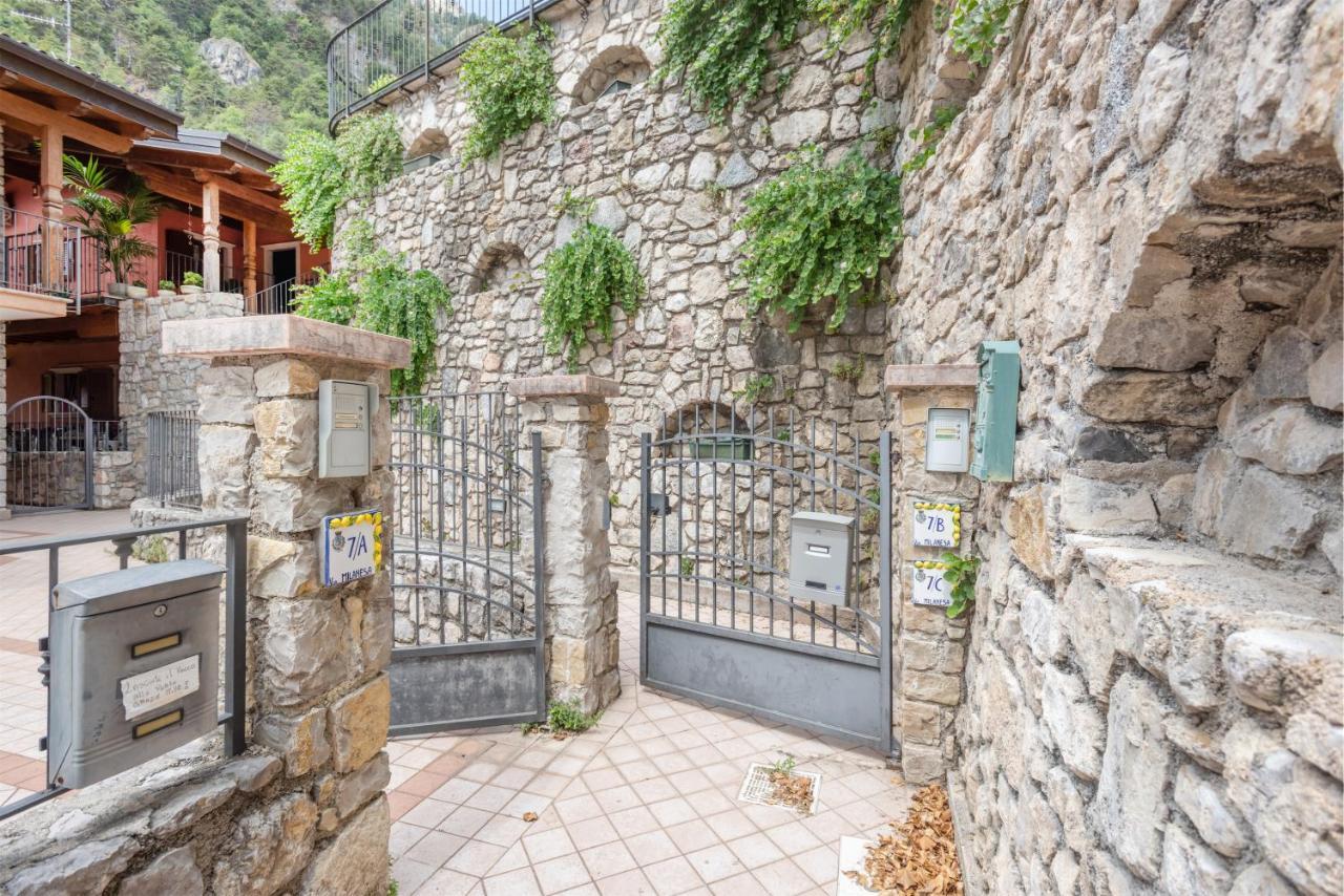 Casa Francesca Relax Apartamento Limone sul Garda Exterior foto