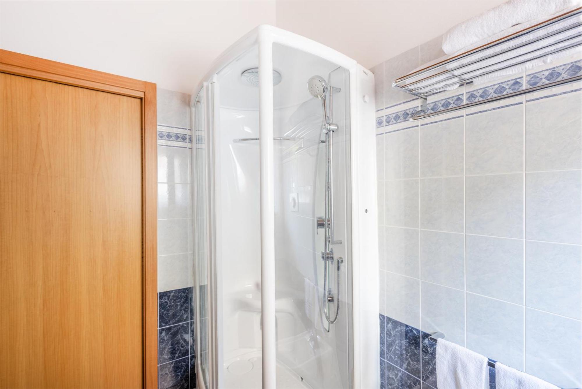 Casa Francesca Relax Apartamento Limone sul Garda Exterior foto